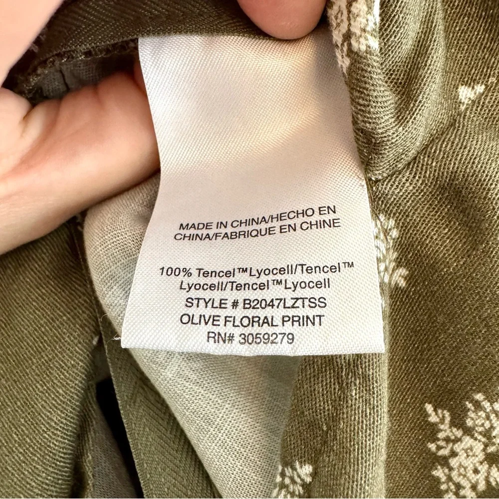 Thread & Supply Olive Midi A-Line Skirt with Slit - Picture 9 of 10